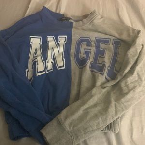 Super cute shirt from Rue 21 colors gray in blue size women’s small